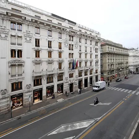 La Maisonnette Tritone Trevi Apartment Rome Exterior photo
